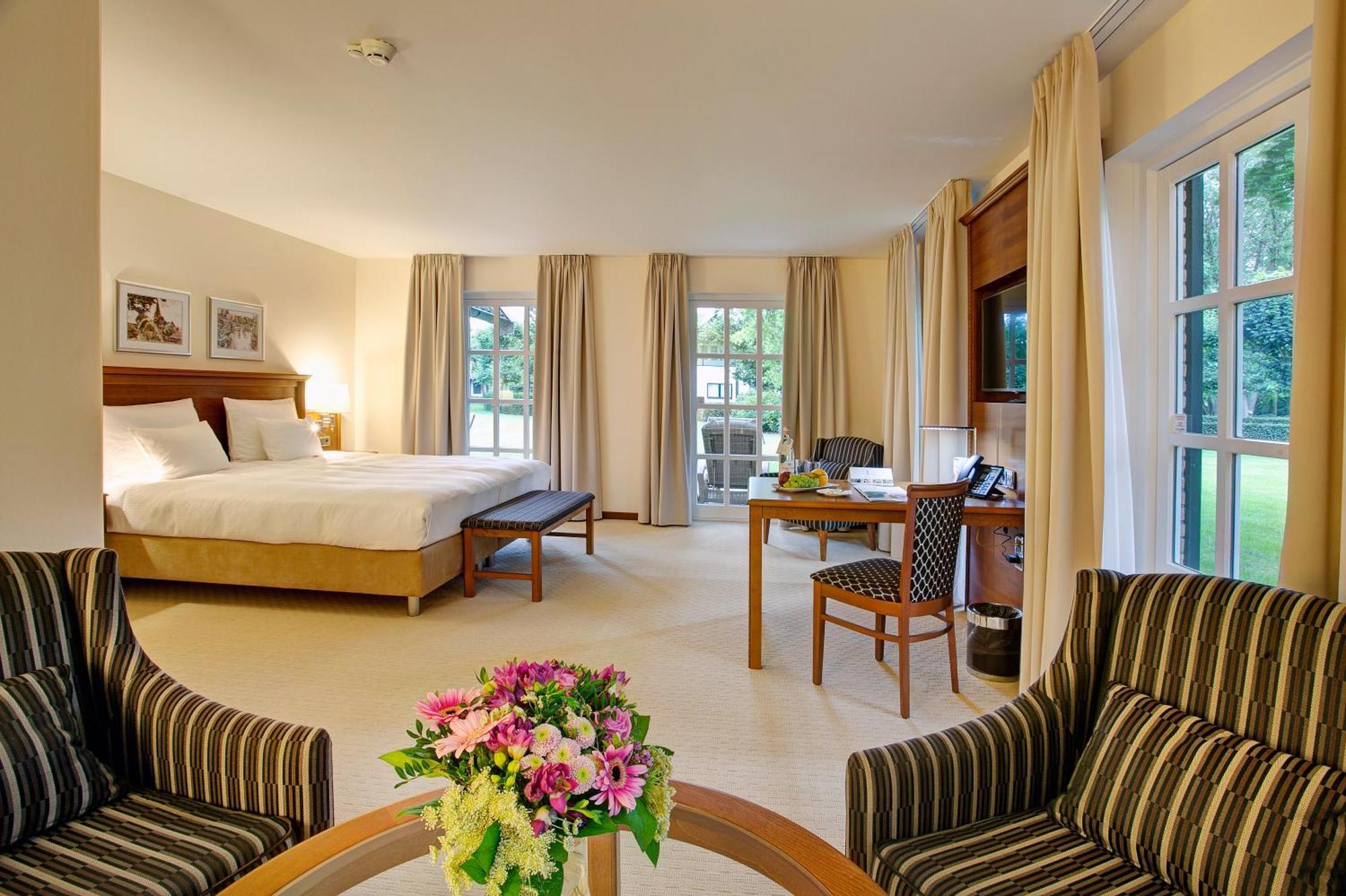 Fletcher Parkhotel De Wiemsel Отмарсум Екстериор снимка