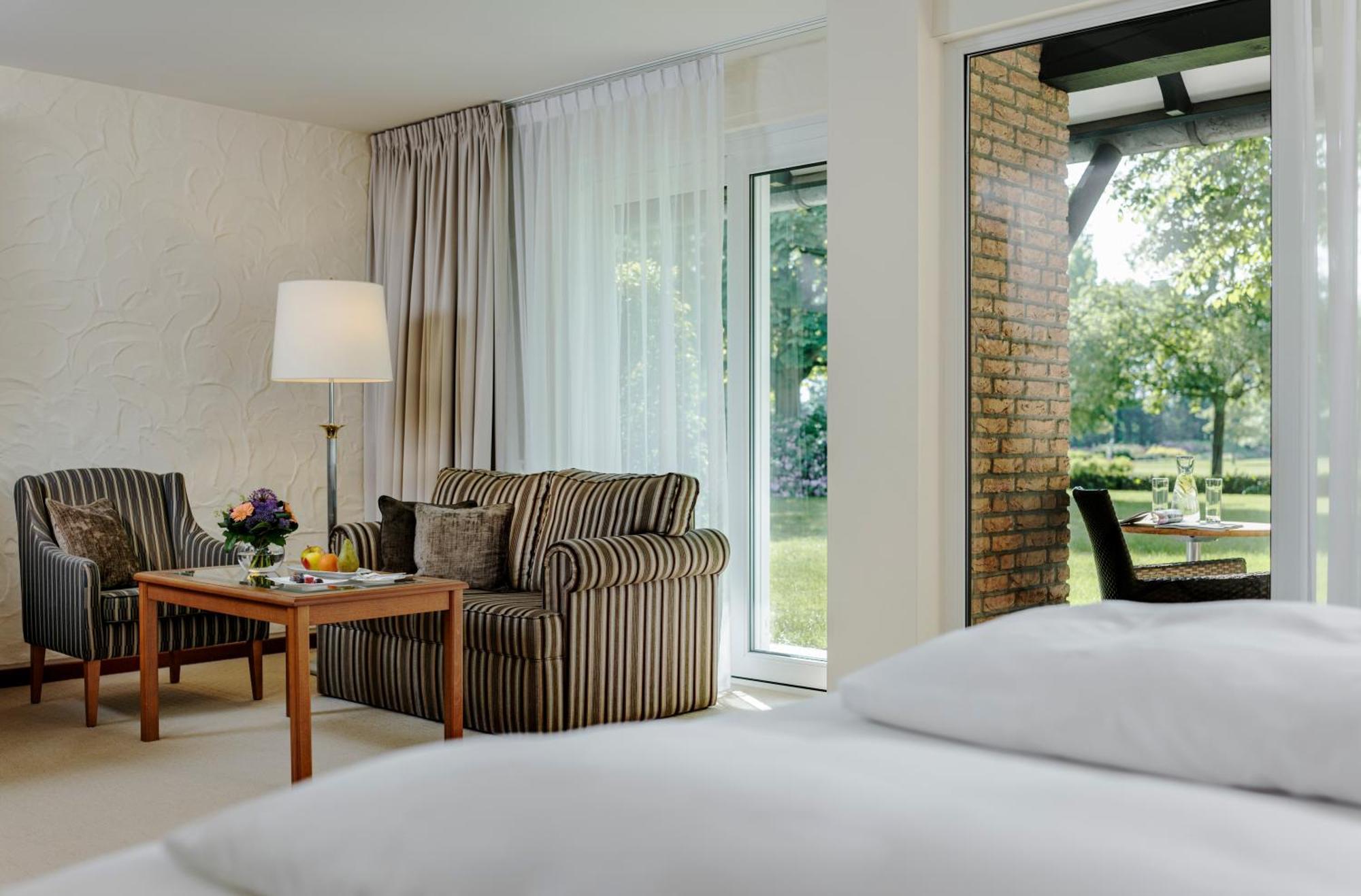 Fletcher Parkhotel De Wiemsel Отмарсум Екстериор снимка