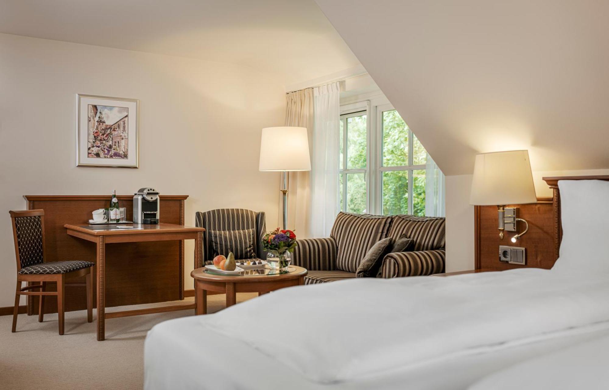 Fletcher Parkhotel De Wiemsel Отмарсум Екстериор снимка
