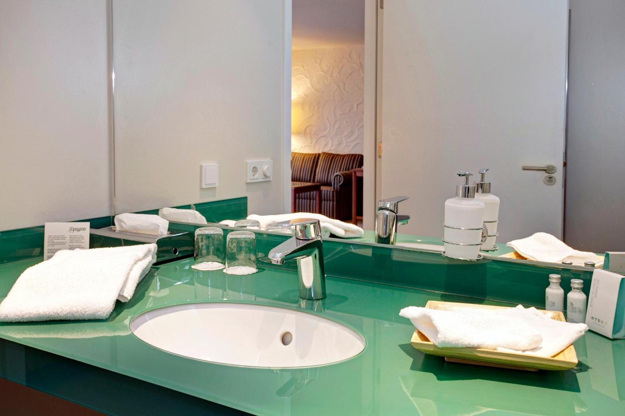Fletcher Parkhotel De Wiemsel Отмарсум Екстериор снимка