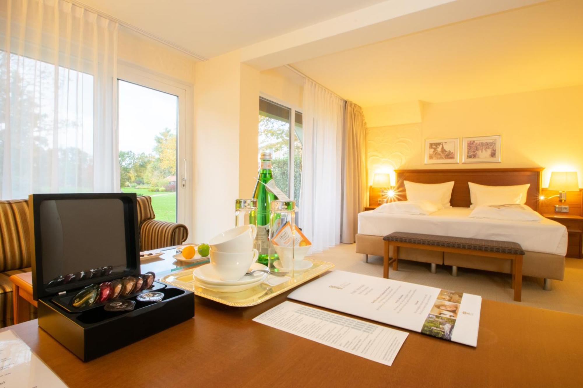 Fletcher Parkhotel De Wiemsel Отмарсум Екстериор снимка