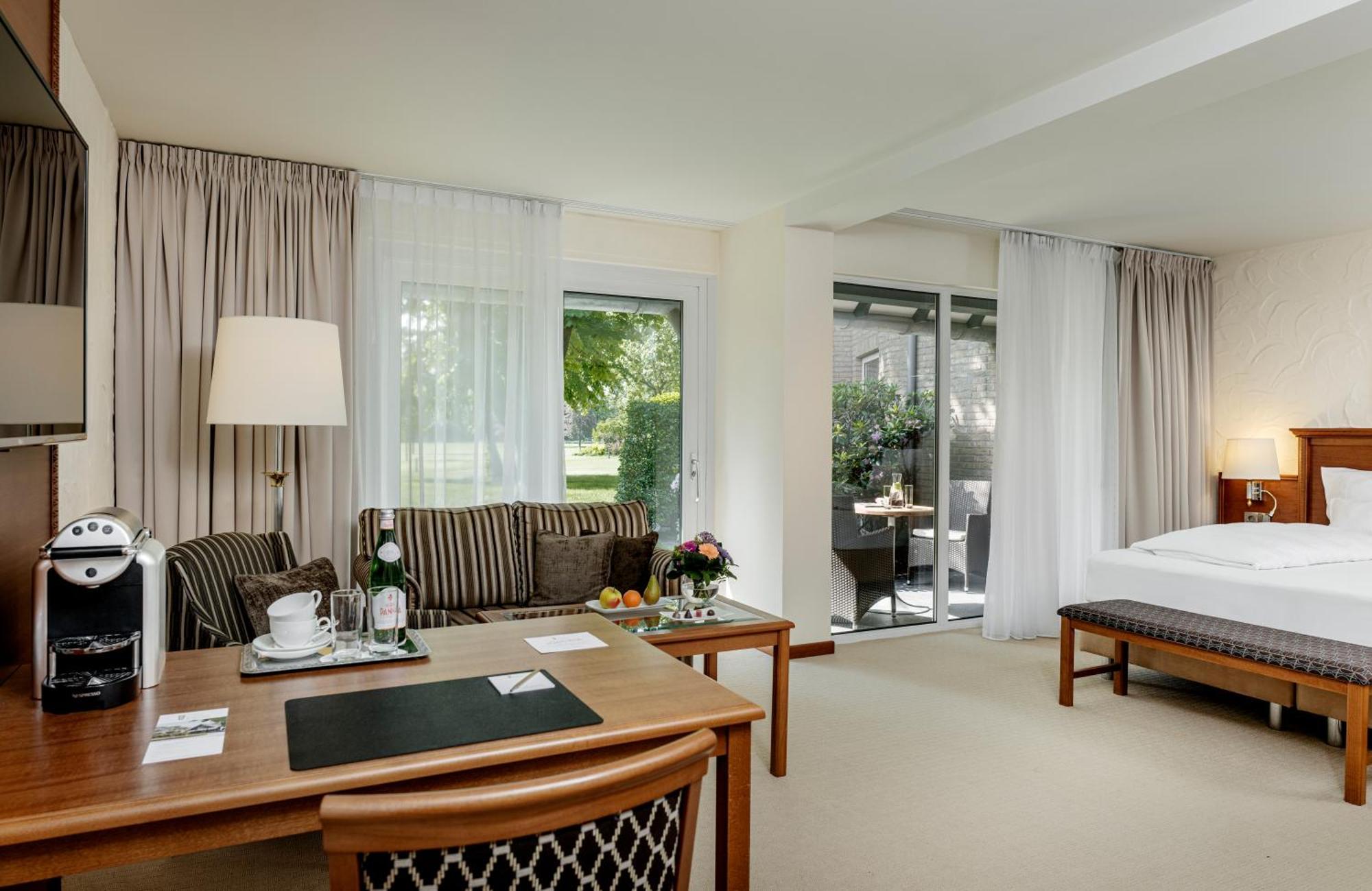 Fletcher Parkhotel De Wiemsel Отмарсум Екстериор снимка